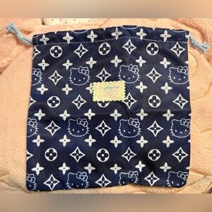 🆕 Hello Kitty Navy Drawstring Bag